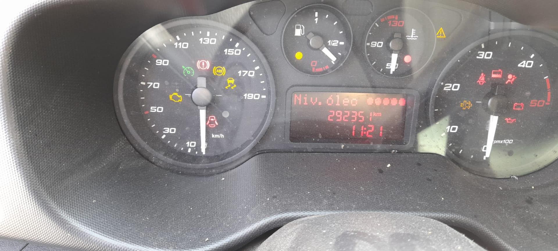 Iveco Daily · Ano 2018 — image 11