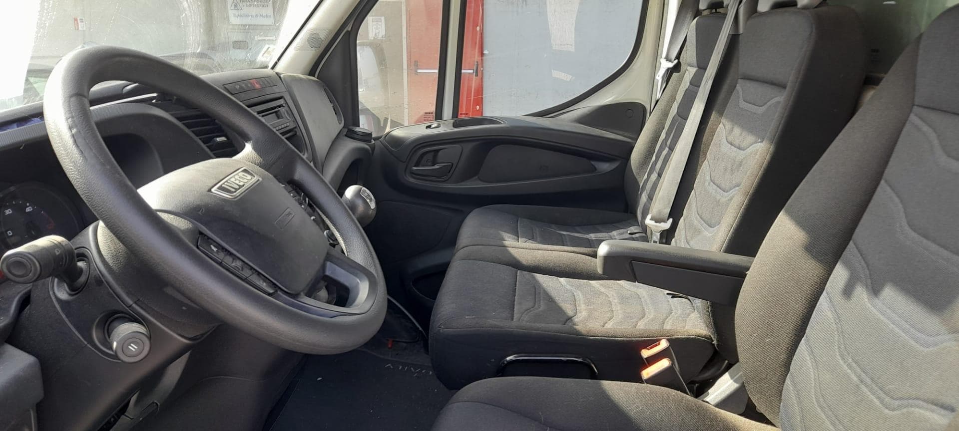 Iveco Daily · Ano 2018 — image 10