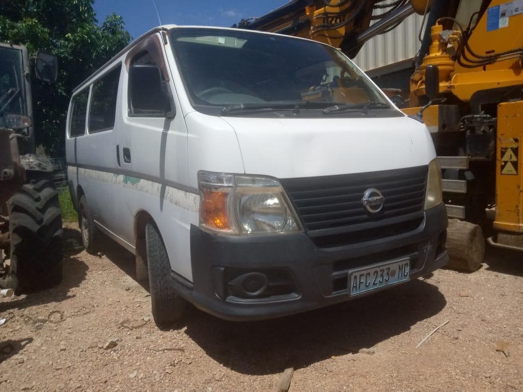 Nissan Caravan ·
