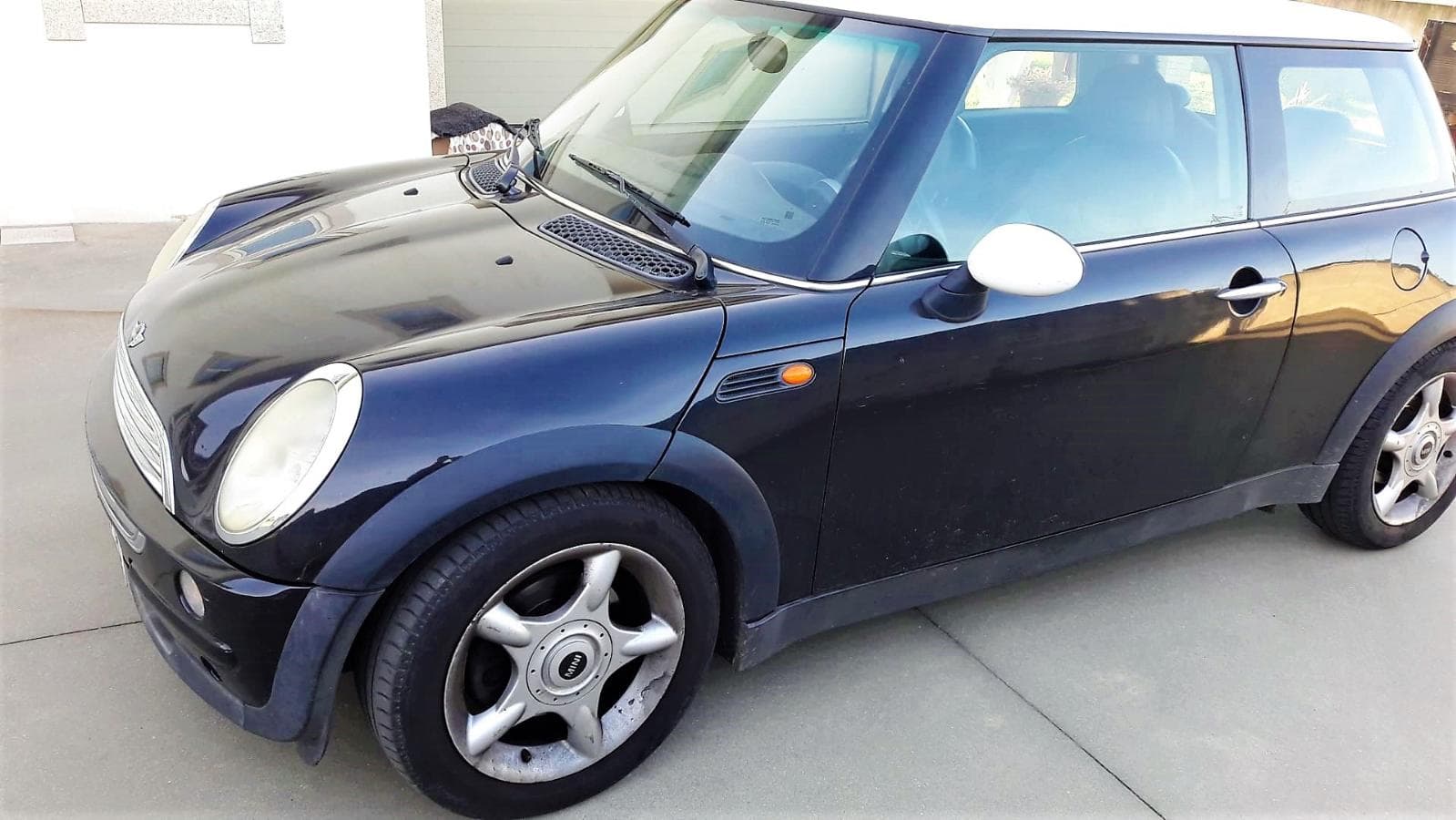 Mini Cooper — image 1