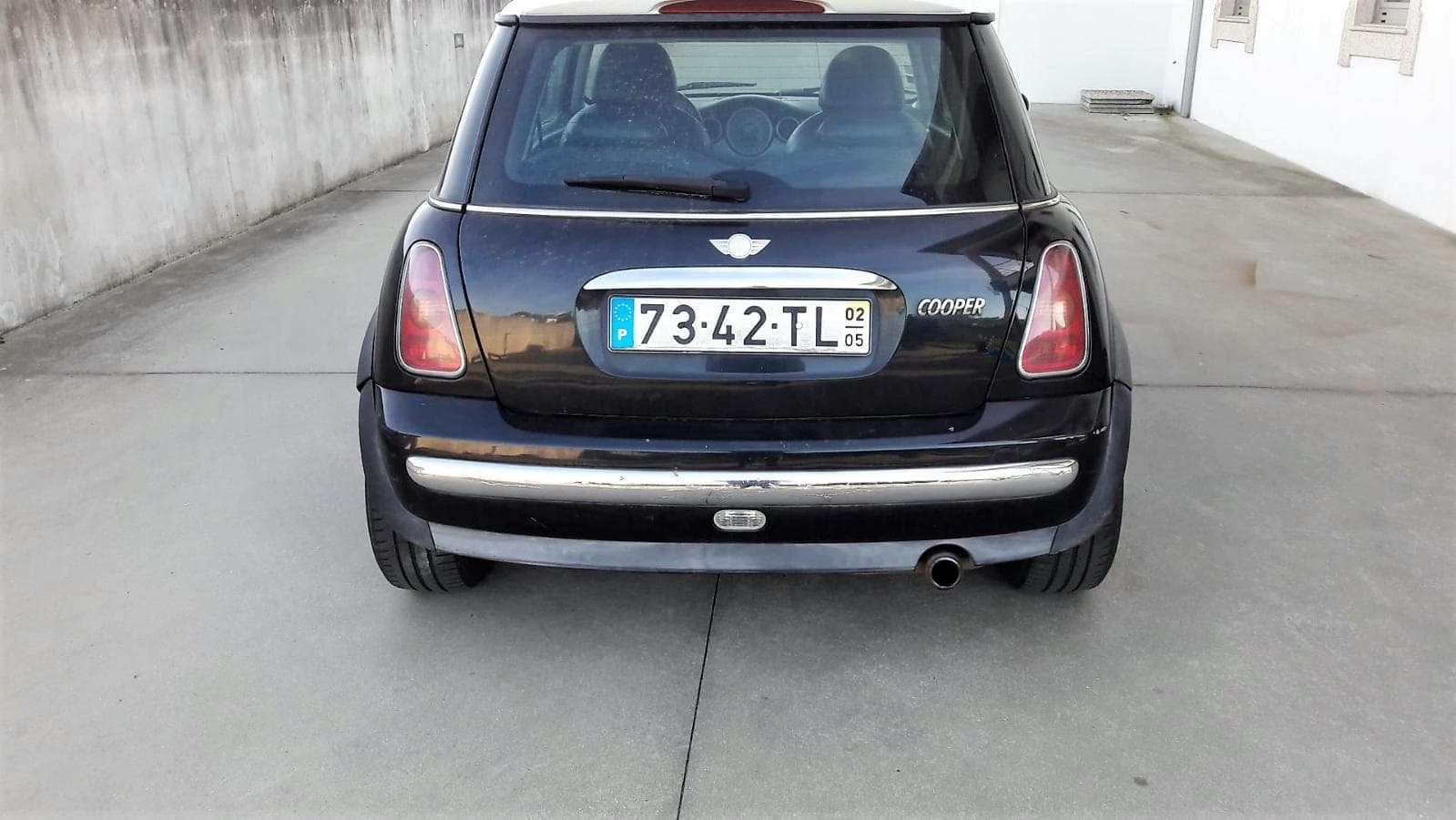 Mini Cooper — image 2