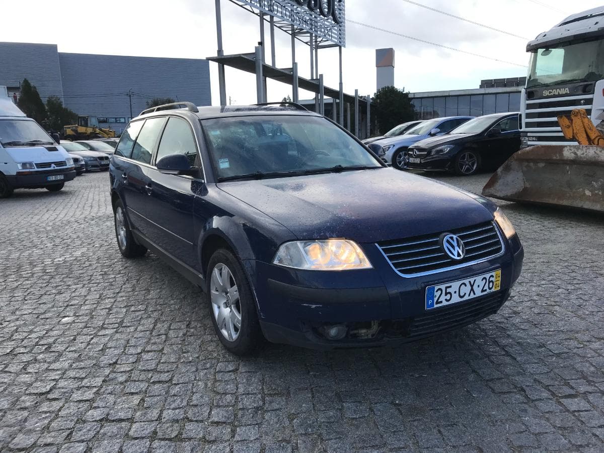 Volkswagen Passat 1.9 TDI · Ano 2004 — imagen 1