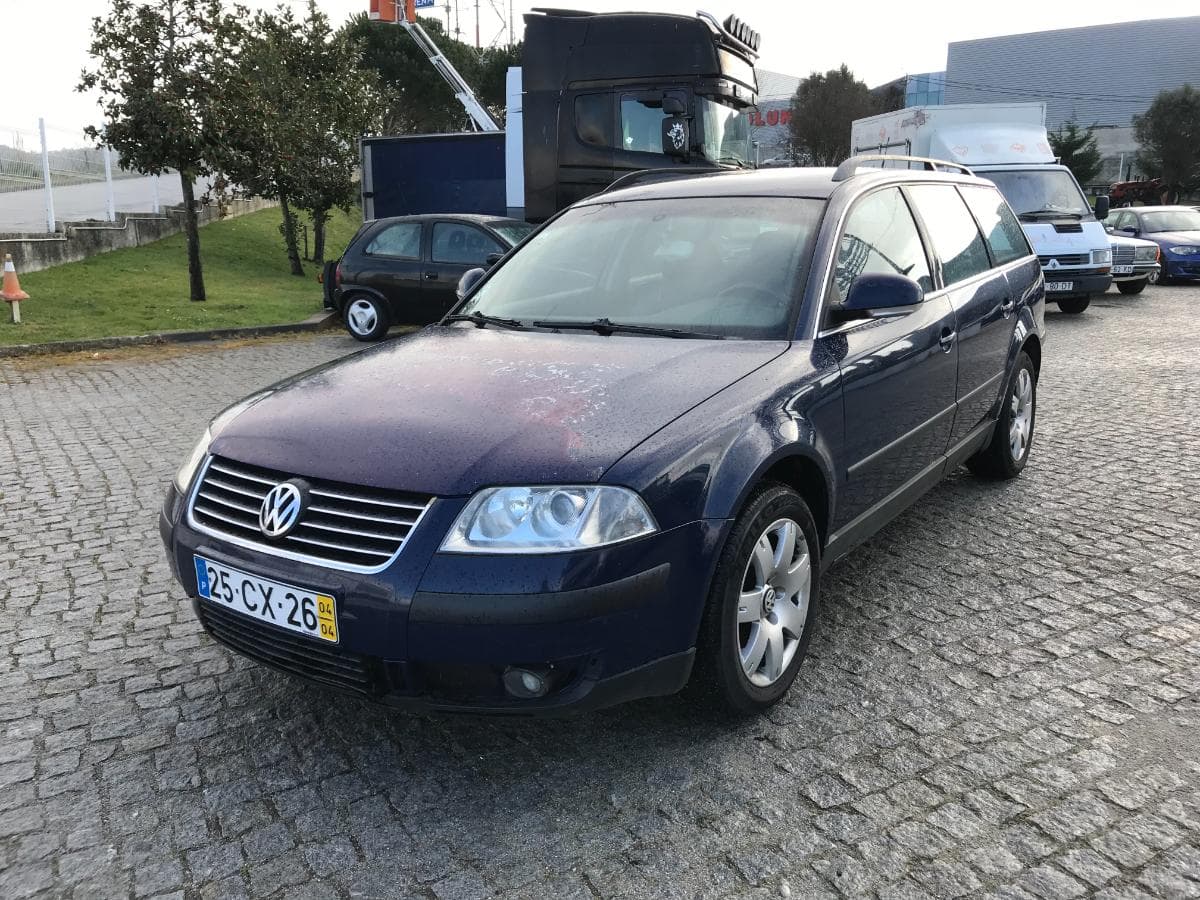 Volkswagen Passat 1.9 TDI · Ano 2004 — imagen 3
