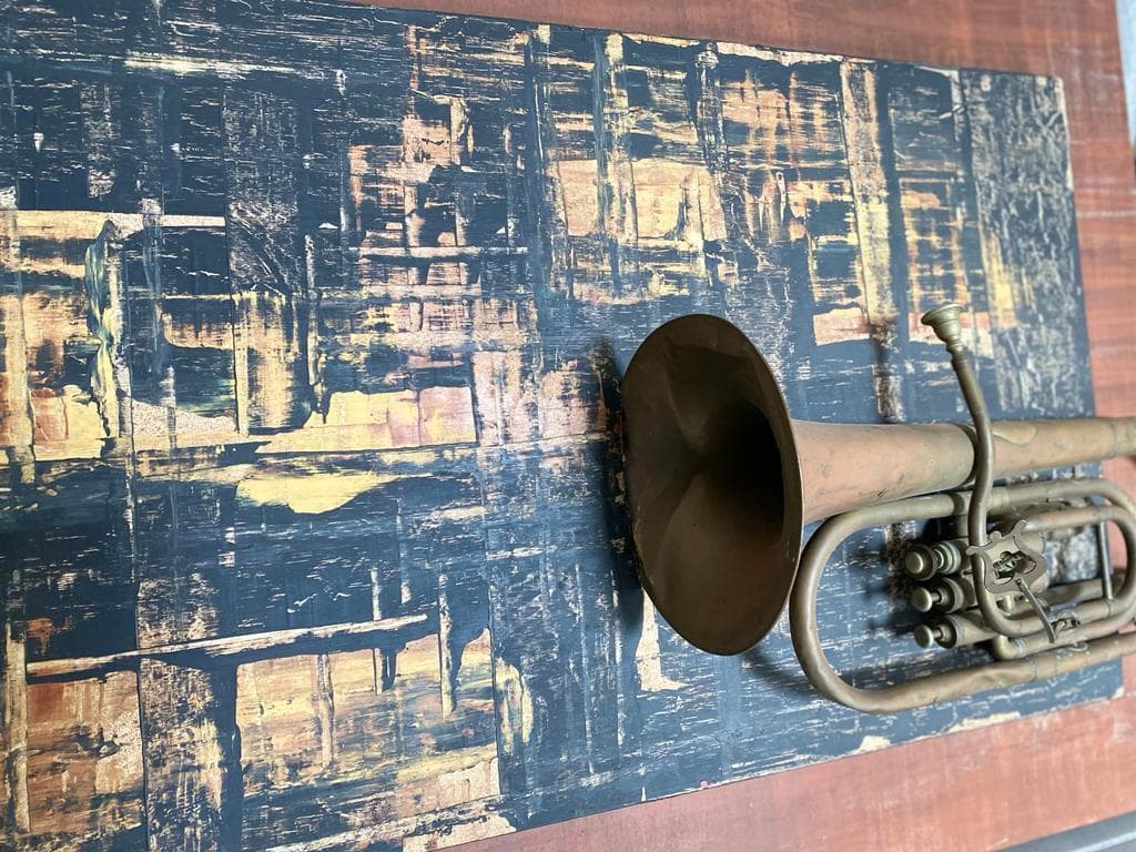 "Tuba" - Christine Henry — imagen 2