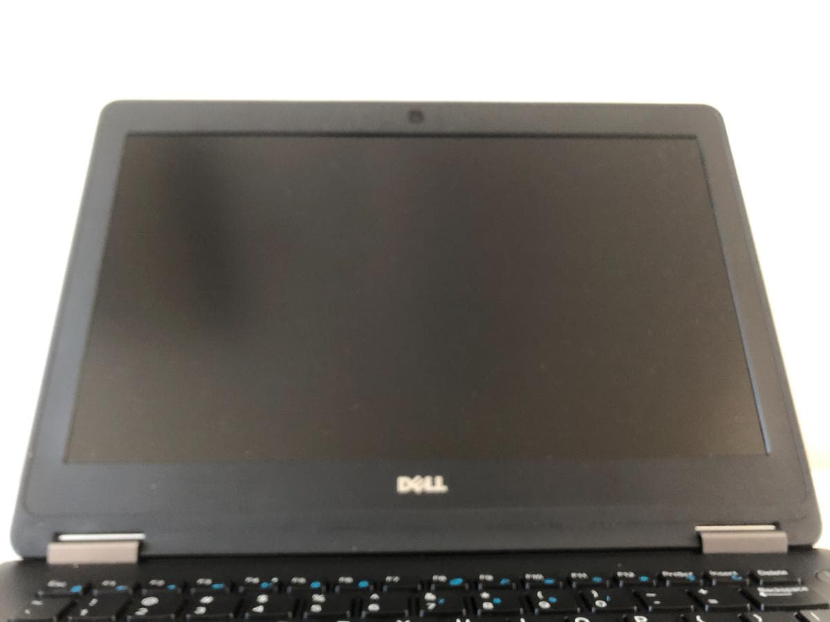 Portátil Dell E7270 — image 13