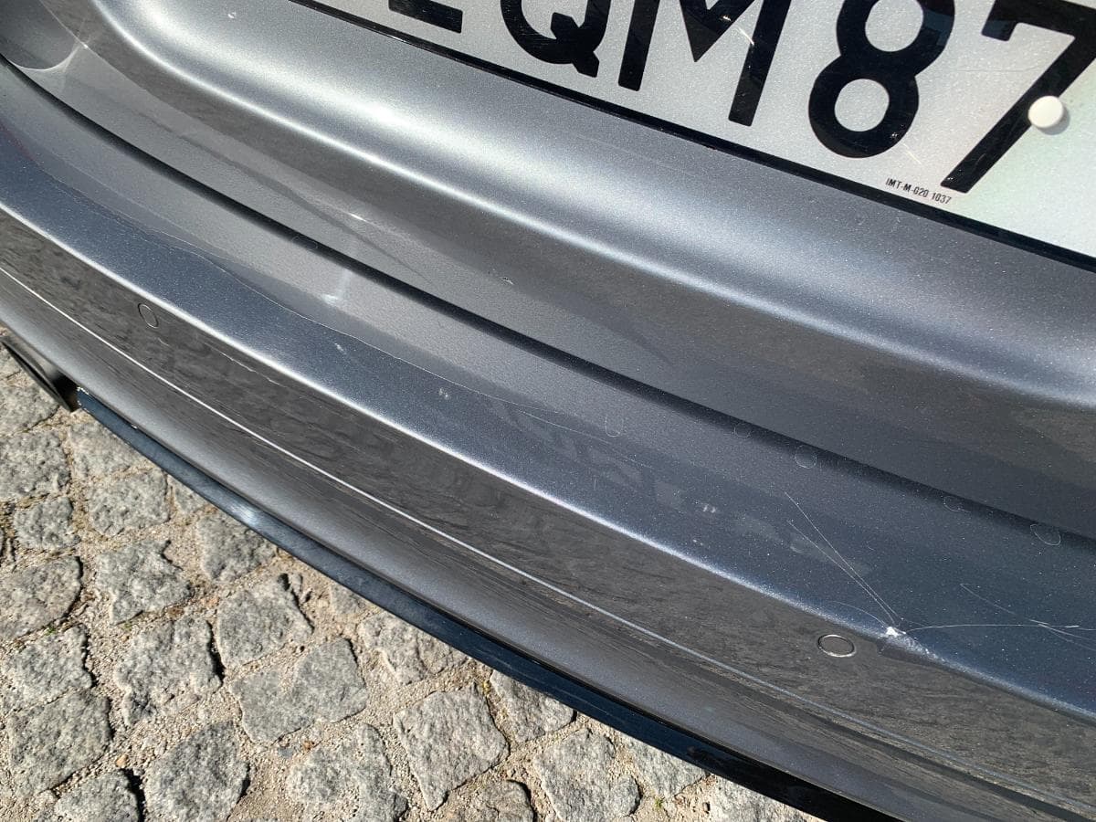 BMW 320D Touring · Ano 2010 — imagem 17