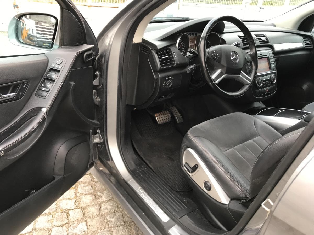 Mercedes-Benz R350 CDI · Ano 2010 — imagen 17