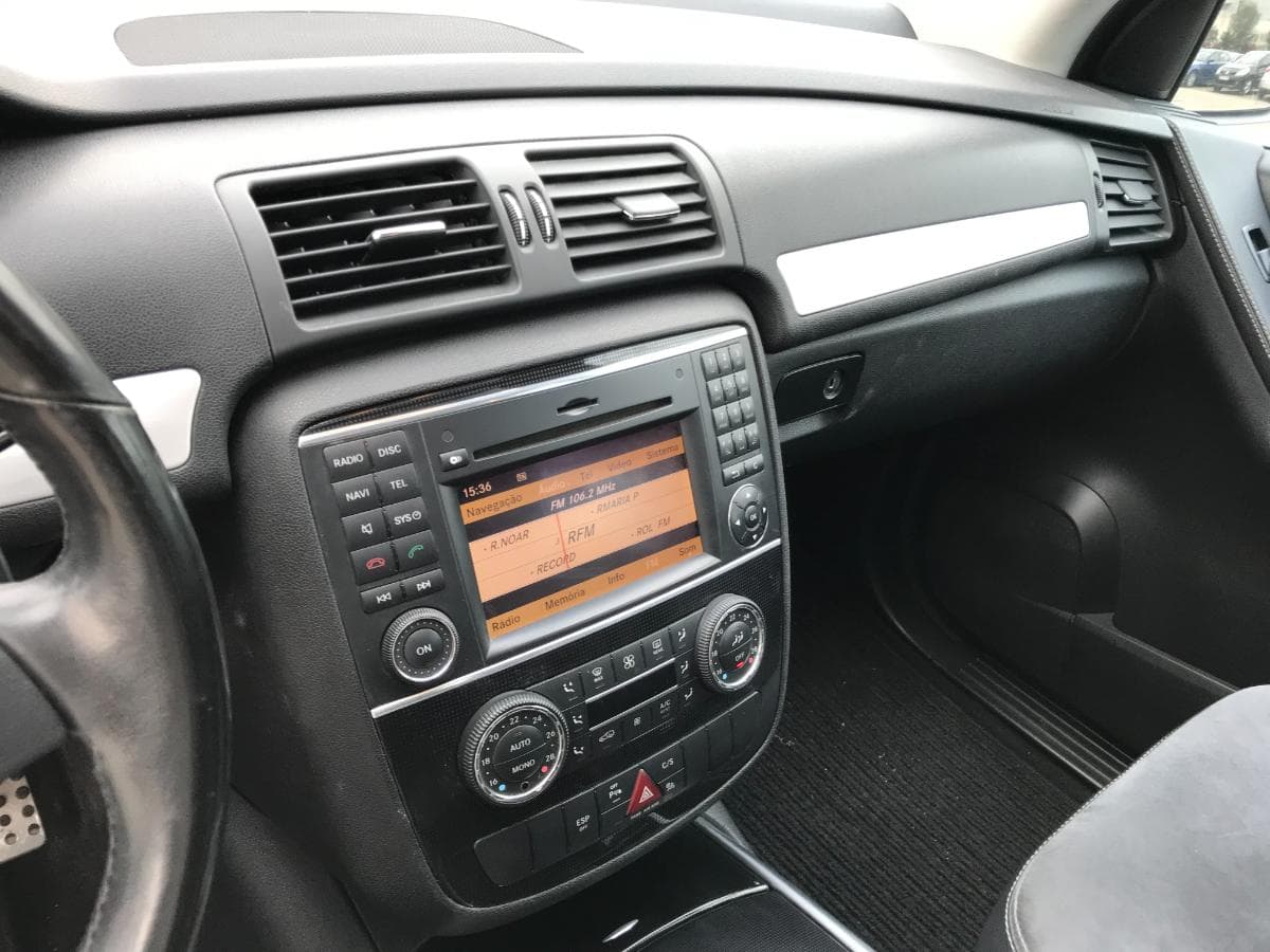 Mercedes-Benz R350 CDI · Ano 2010 — imagen 24