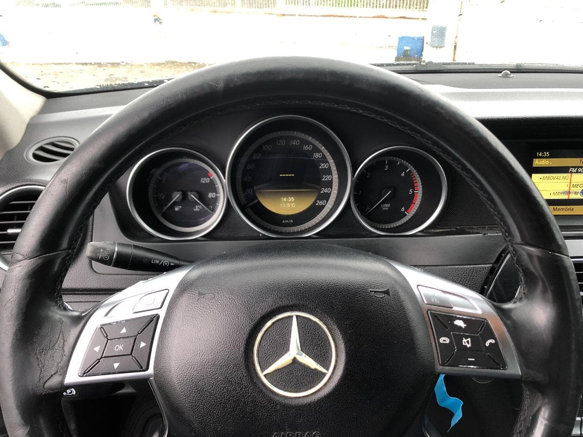 Mercedes-Benz C200 CDI · Ano 2012 — imagen 25