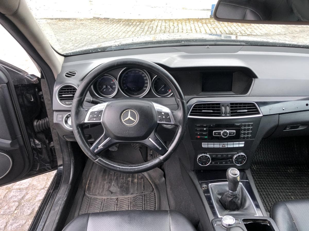 Mercedes-Benz C200 CDI · Ano 2012 — imagen 26