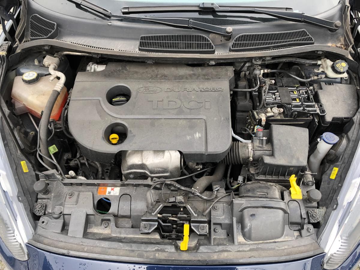 Ford Fiesta 1.5 · Ano 2014 — image 3