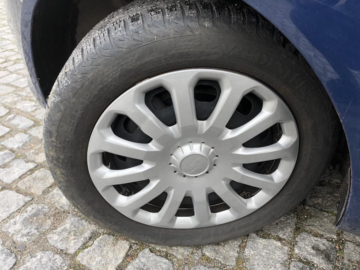 Ford Fiesta 1.5 · Ano 2014 — image 15