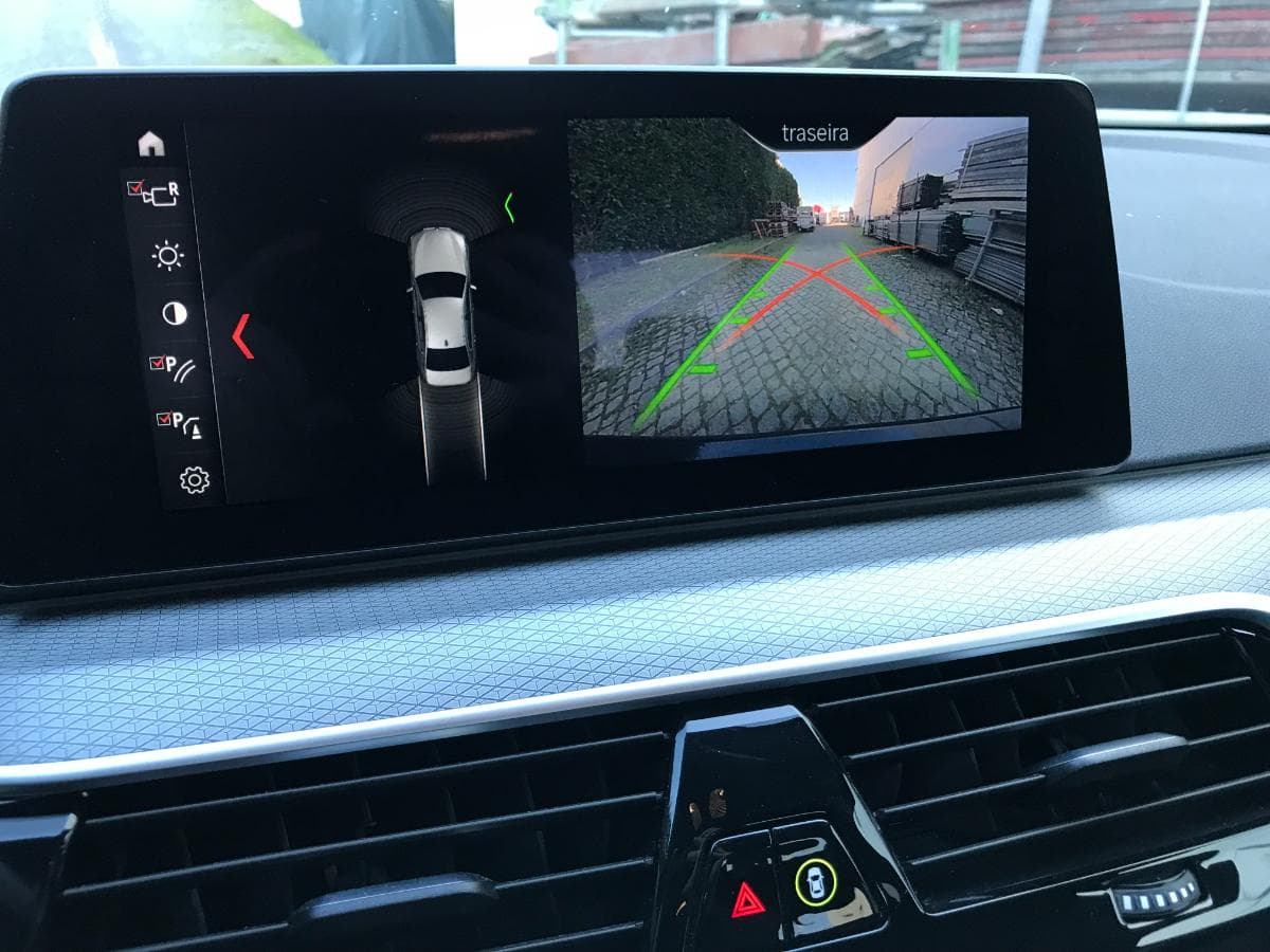 BMW 520 D · Ano 2017 — imagem 36