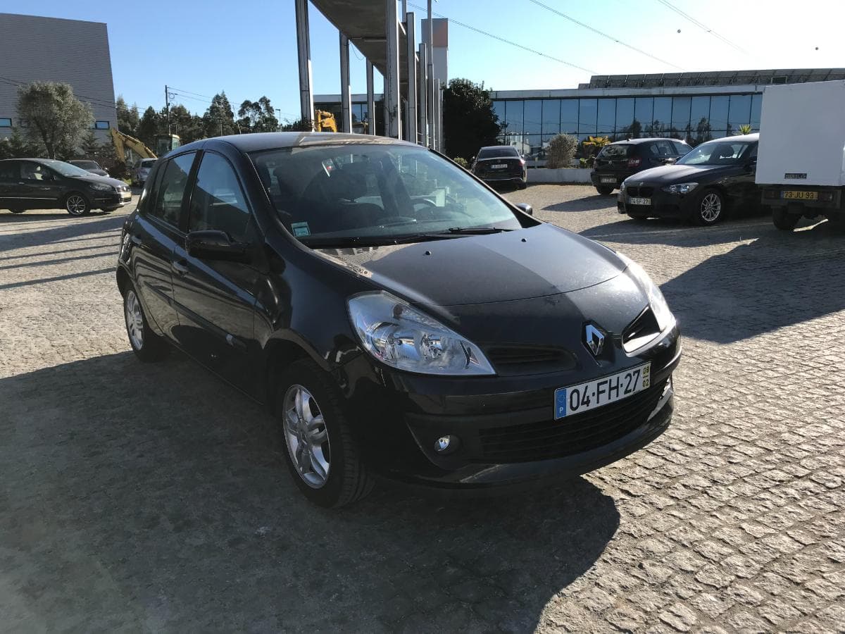 Renault Clio 1.2 · Ano 2008