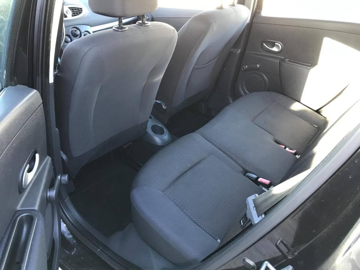 Renault Clio 1.2 · Ano 2008 — imagem 17
