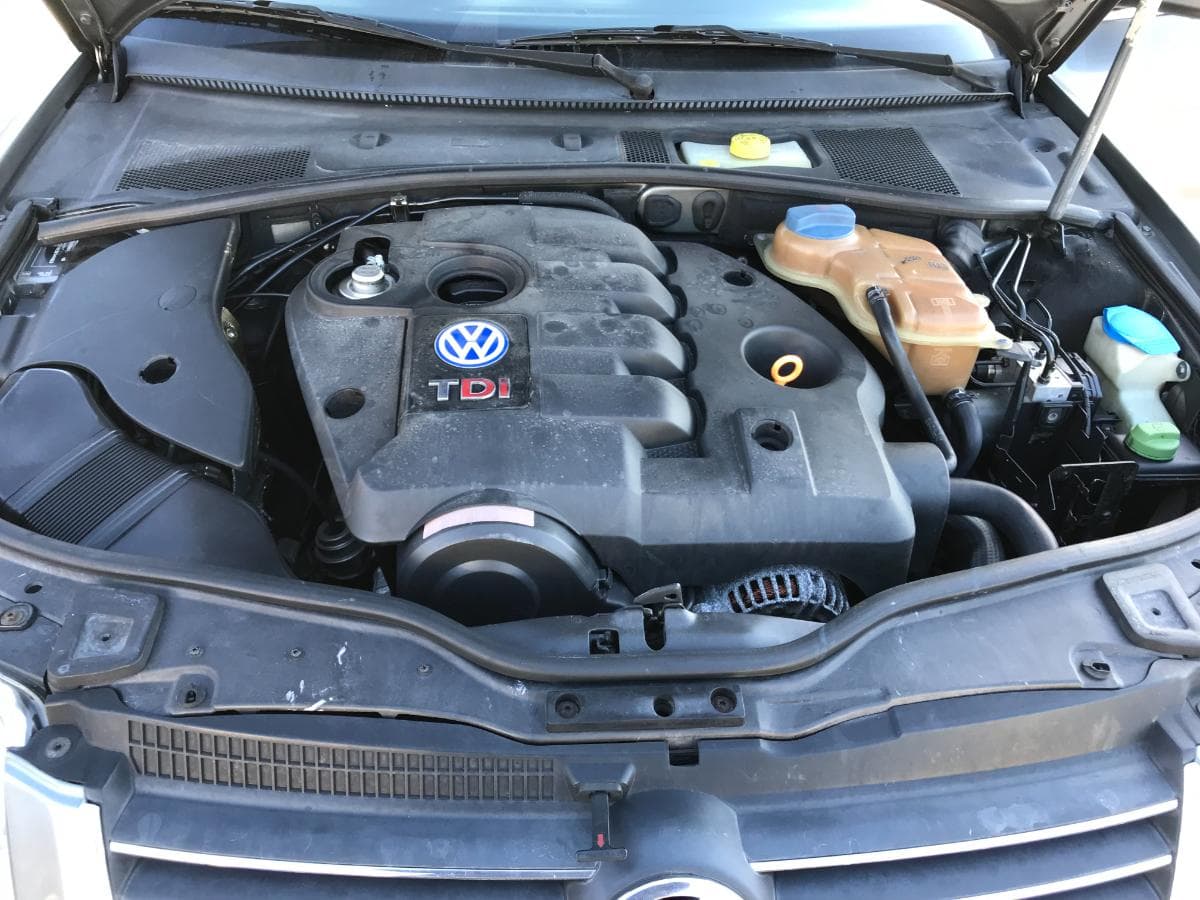 Volkswagen Passat 1.9 TDI · Ano 2001 — imagem 9