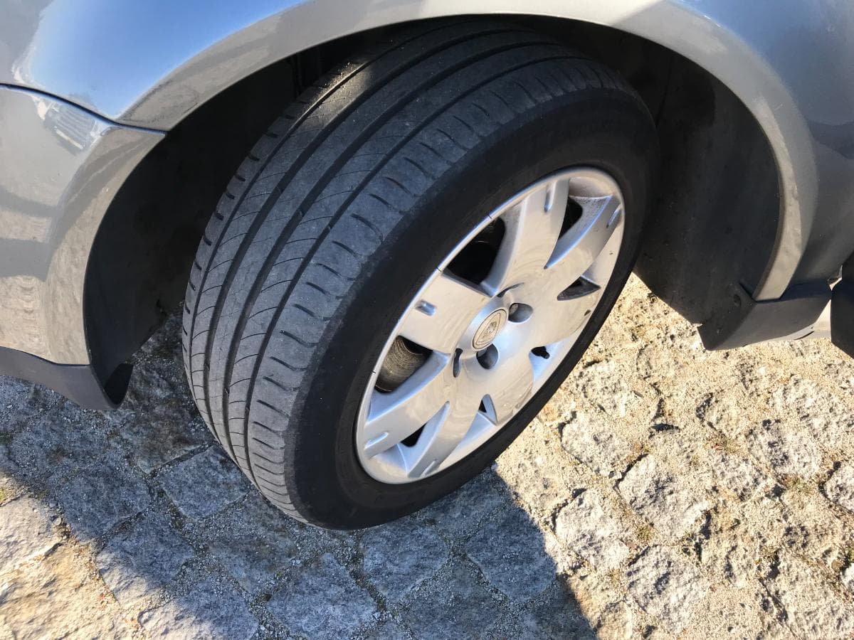 Volkswagen Passat 1.9 TDI · Ano 2001 — imagem 11