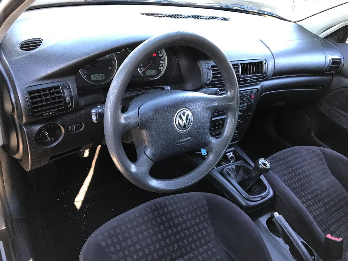 Volkswagen Passat 1.9 TDI · Ano 2001 — imagem 20