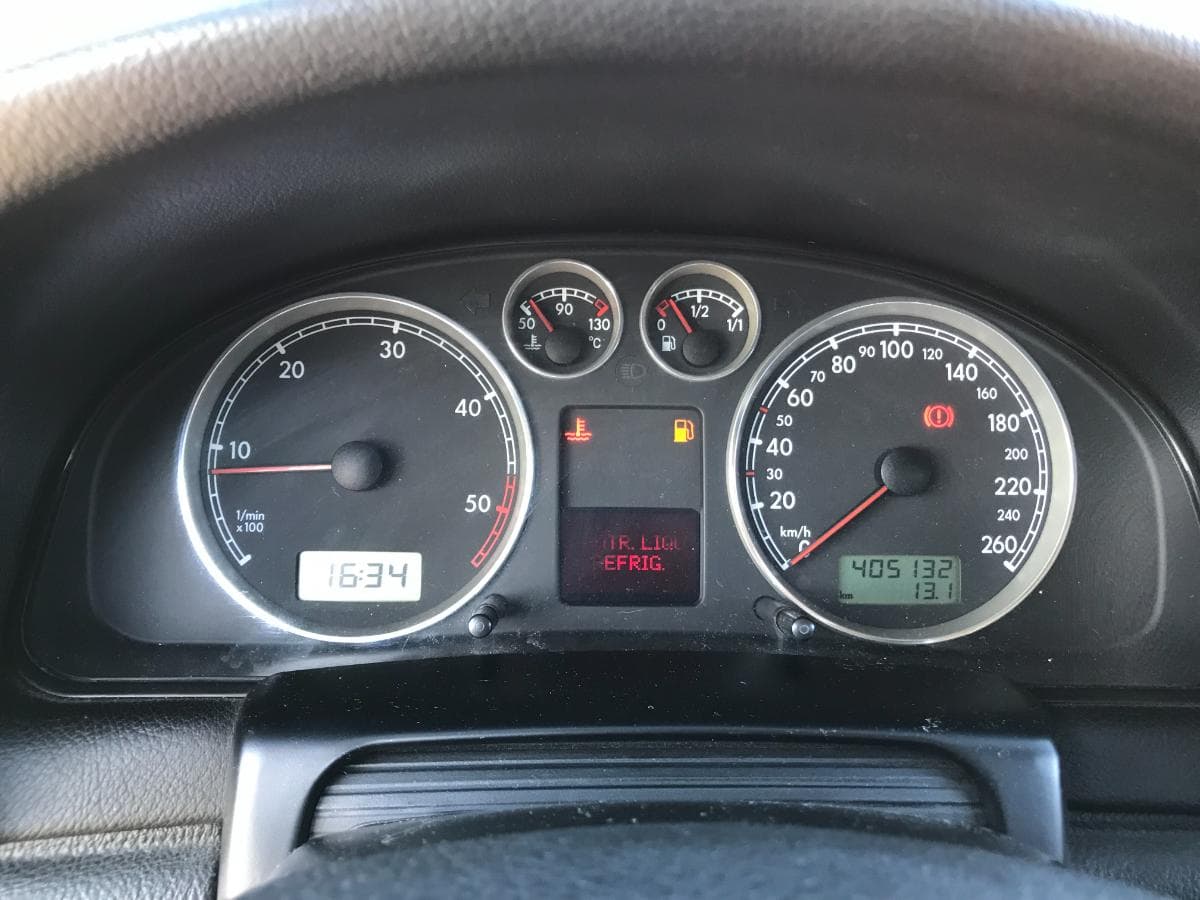 Volkswagen Passat 1.9 TDI · Ano 2001 — imagem 23