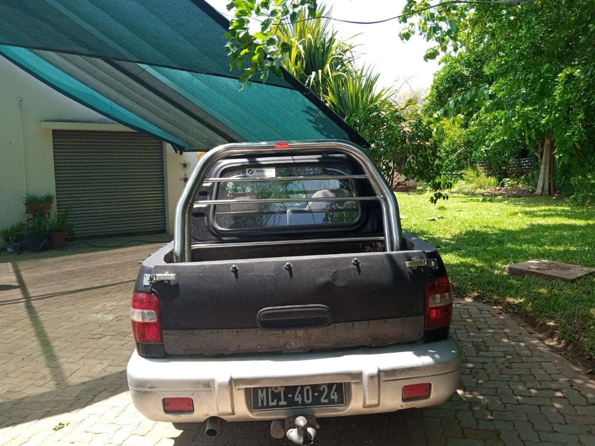 Toyota Landcruiser Prado · — imagem 15