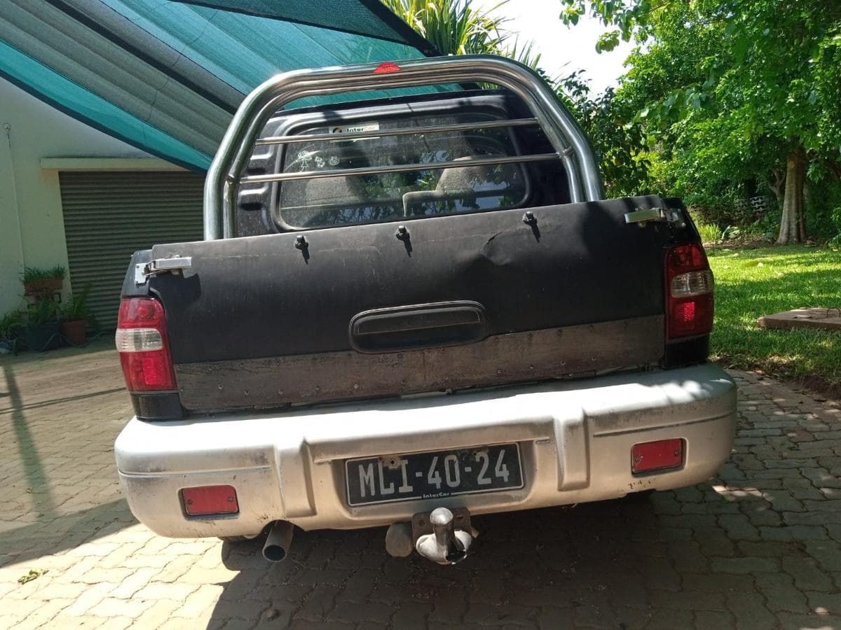 Toyota Landcruiser Prado · — imagem 16