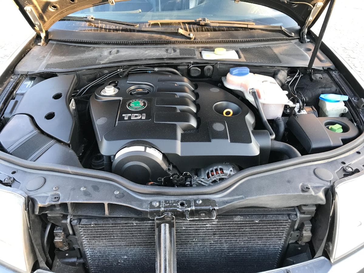 Skoda SuperB 1.9 TDI · Ano 2004 — imagem 9