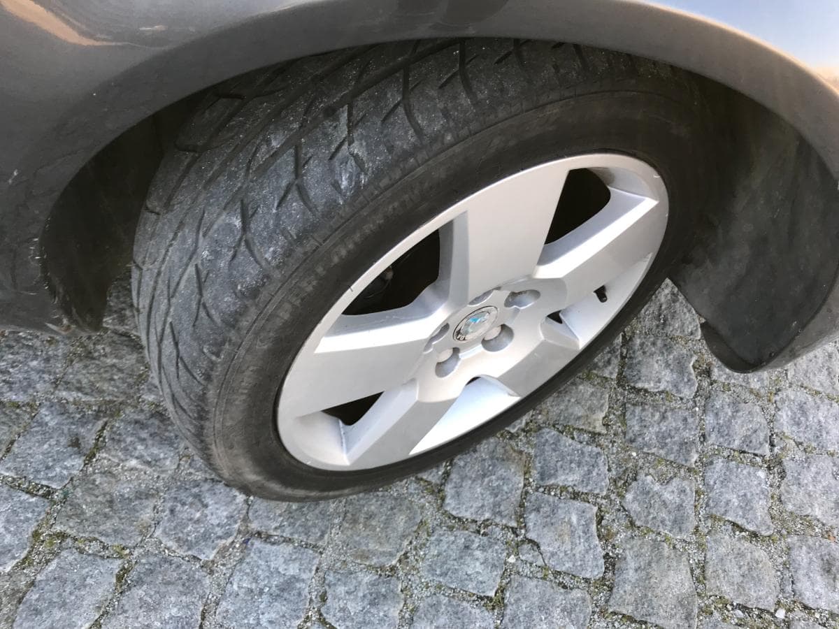 Skoda SuperB 1.9 TDI · Ano 2004 — imagem 12