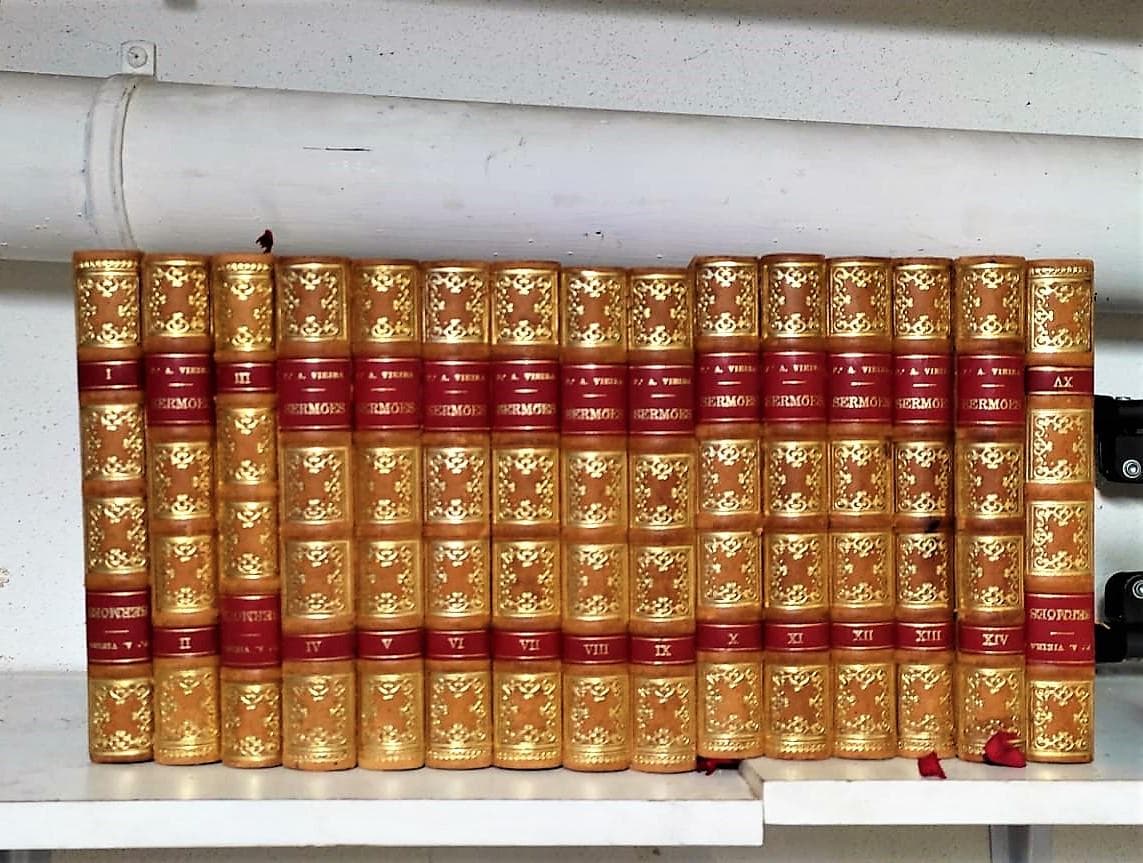Volumes "Sermões Padre António Vieira" — image 2