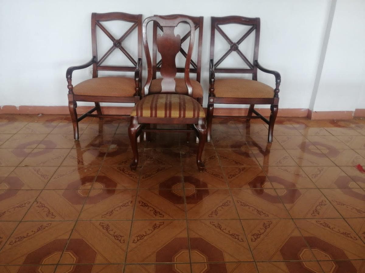 Mobiliario de lar ·