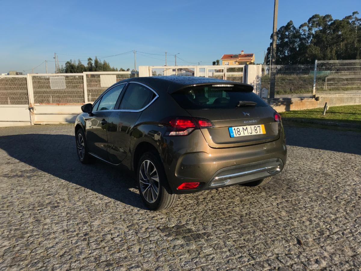 Citroën DS4 E-HDI · Ano 2011 — imagen 7