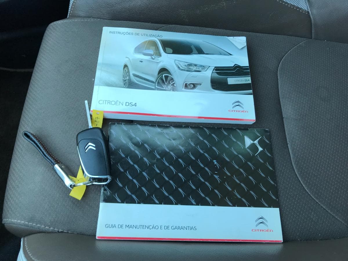 Citroën DS4 E-HDI · Ano 2011 — imagen 37