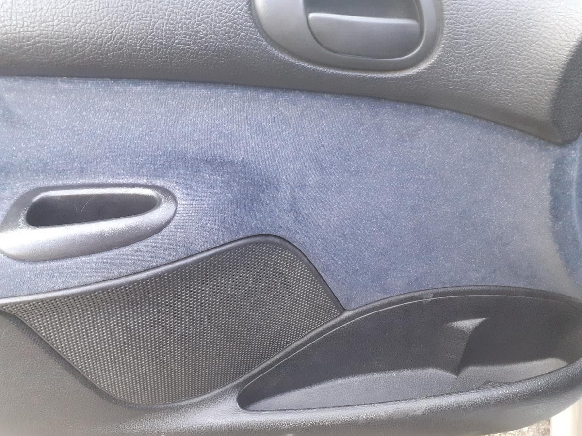 Peugeot 206 1.1 · Ano 1998 — imagem 22