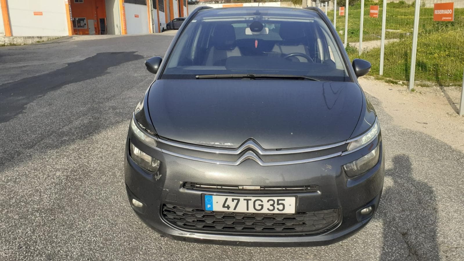 Citroën C4 Grand Picasso 1.6 Hdi · Ano 2014 — imagem 3