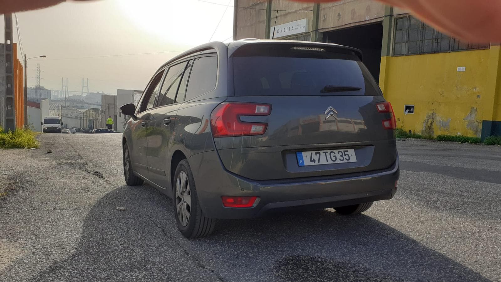 Citroën C4 Grand Picasso 1.6 Hdi · Ano 2014 — imagem 8