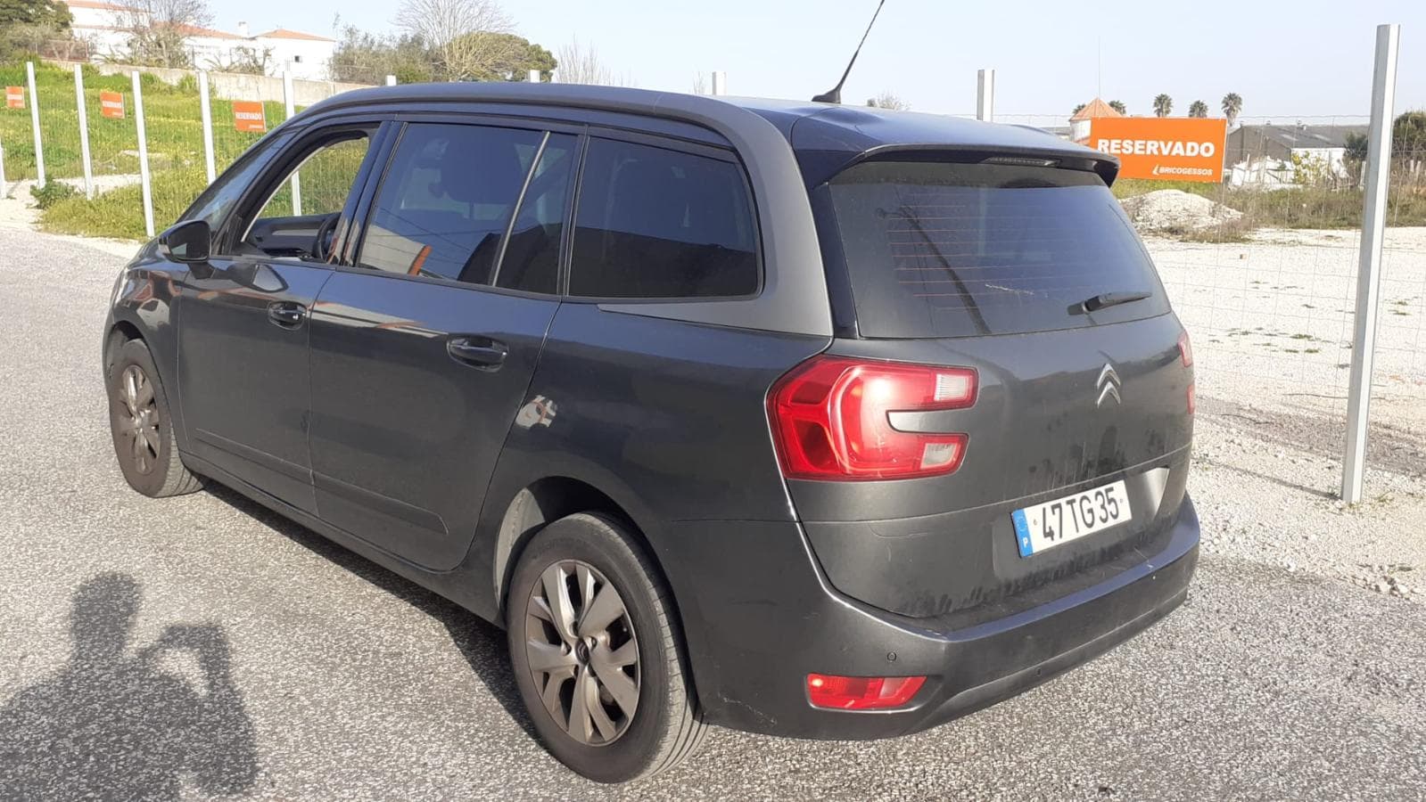 Citroën C4 Grand Picasso 1.6 Hdi · Ano 2014 — imagem 10