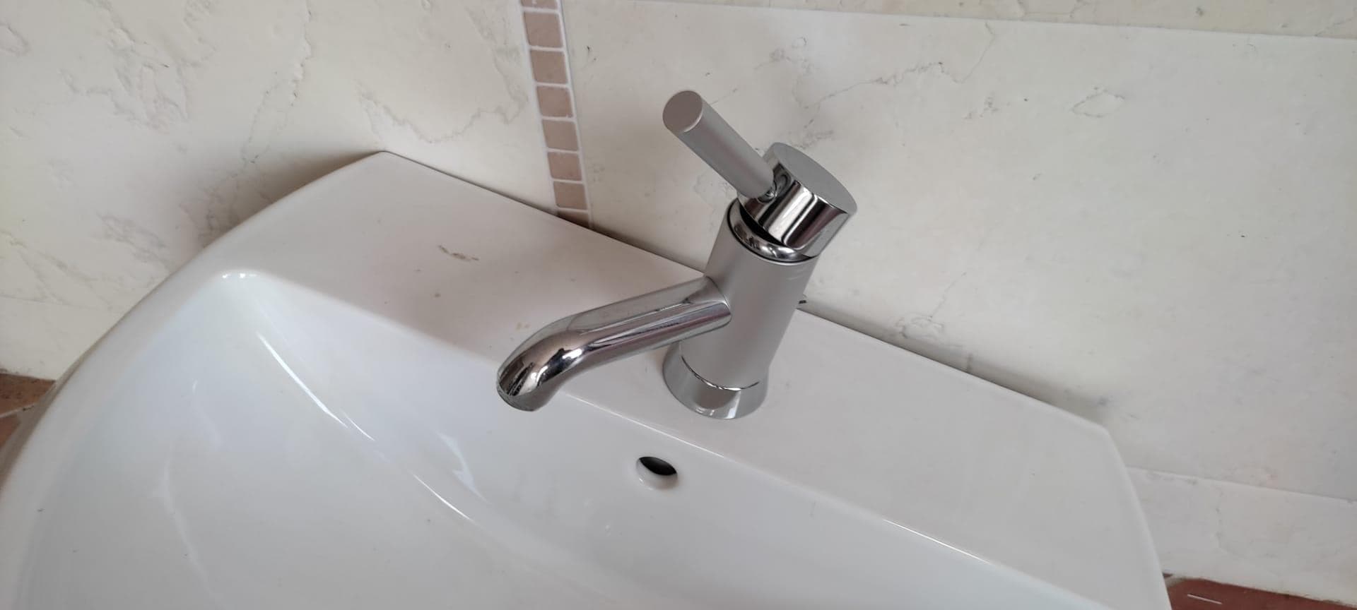 Piscinas · Sanitários · Racks · Equipamento de Escritório — image 23