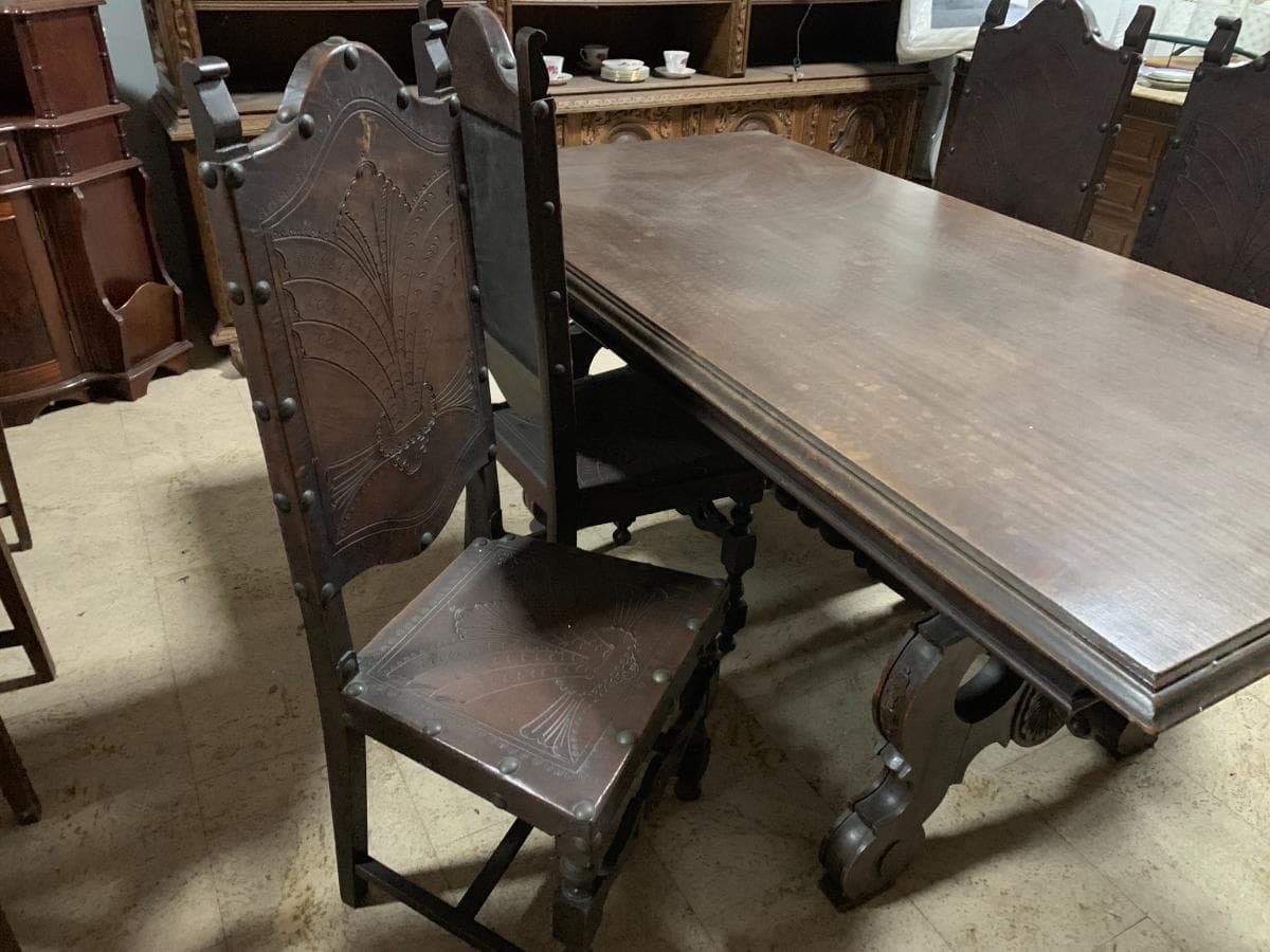 Mesa · Cadeiras — imagem 4