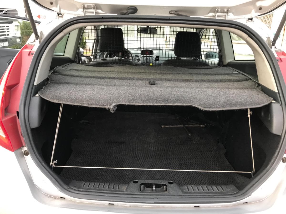 Ford Fiesta 1.4 TDCI · Ano 2009 — image 7