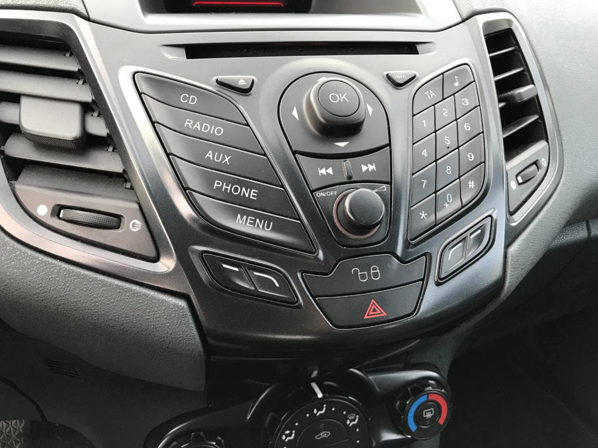 Ford Fiesta 1.4 TDCI · Ano 2009 — image 20