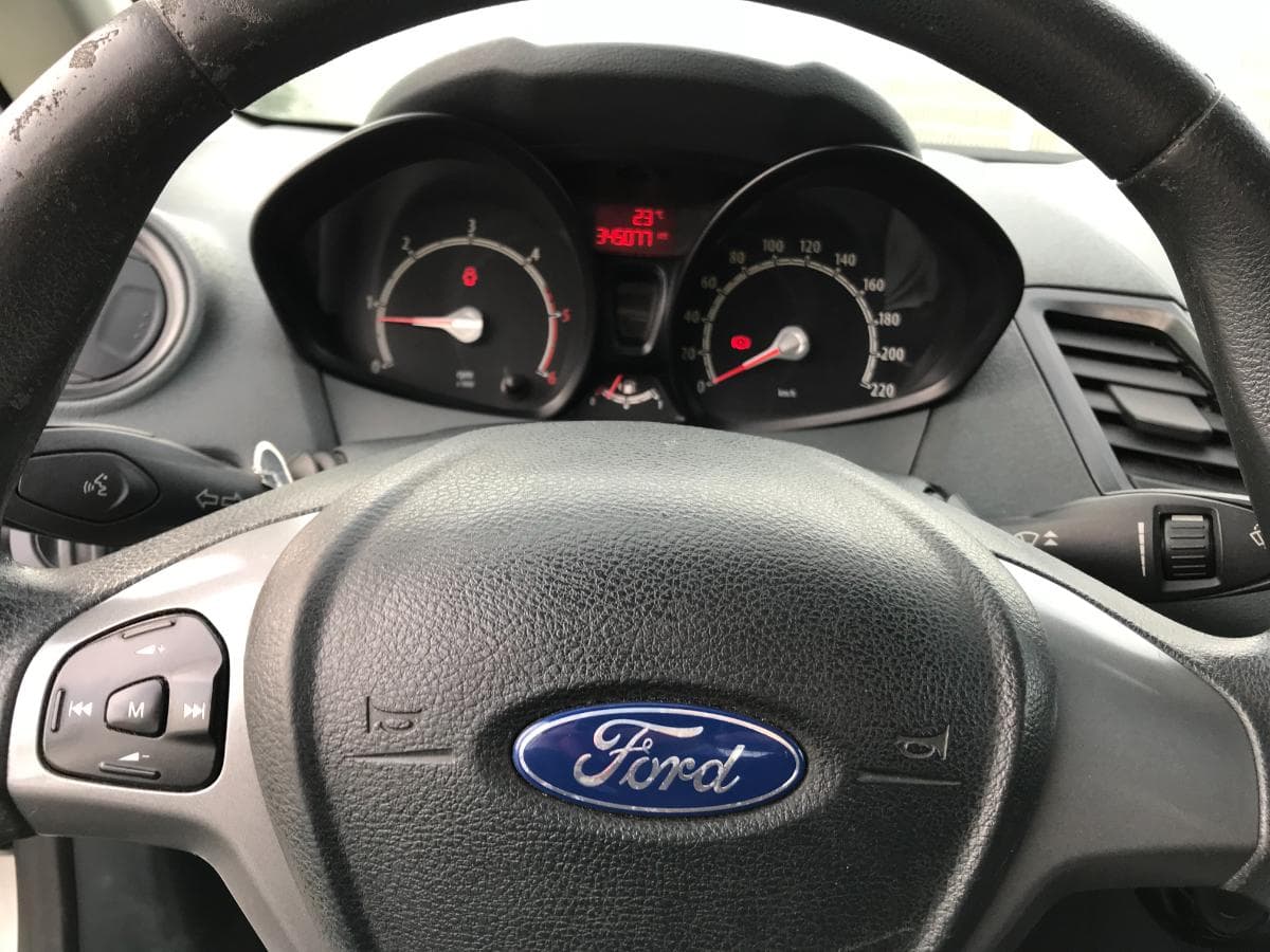 Ford Fiesta 1.4 TDCI · Ano 2009 — image 24