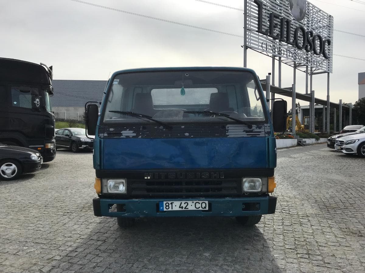 Mitsubishi Canter FE444 · Ano 1993 — image 2