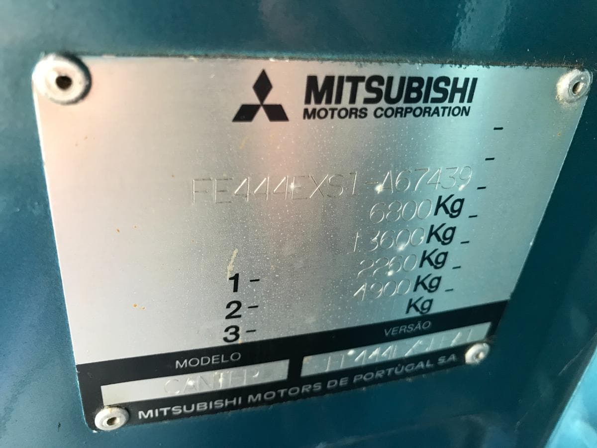 Mitsubishi Canter FE444 · Ano 1993 — image 9