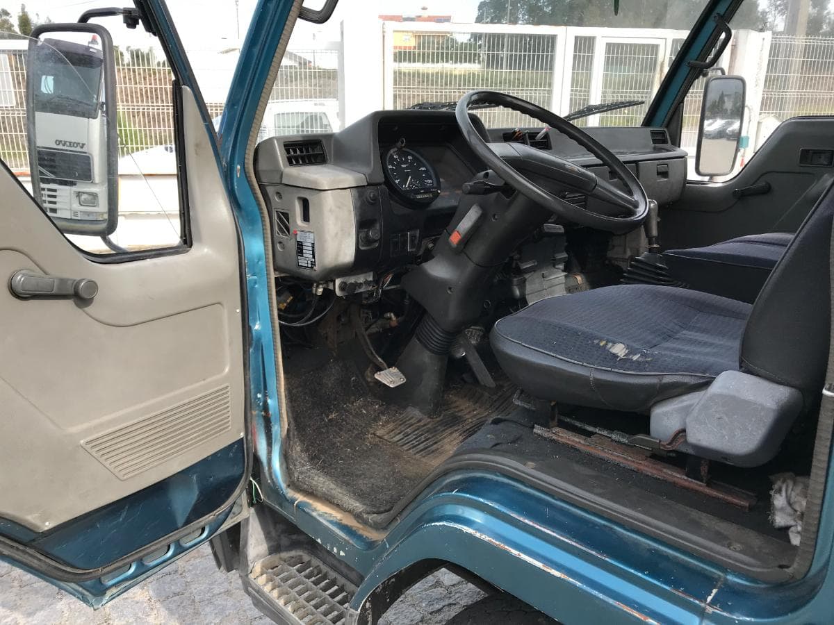 Mitsubishi Canter FE444 · Ano 1993 — image 17