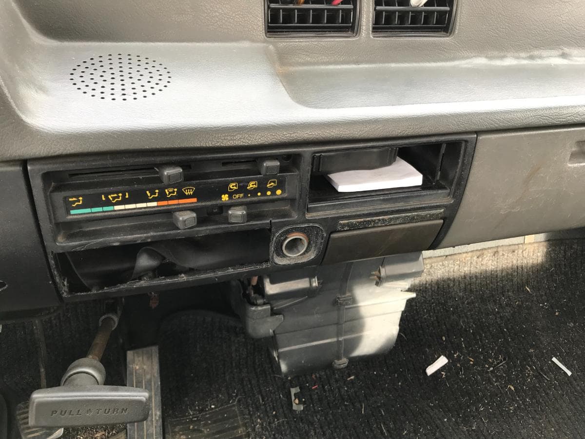Mitsubishi Canter FE444 · Ano 1993 — image 23