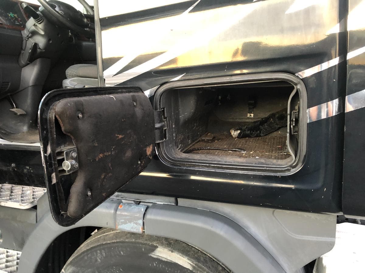 Scania R124 · Ano 2000 — image 18