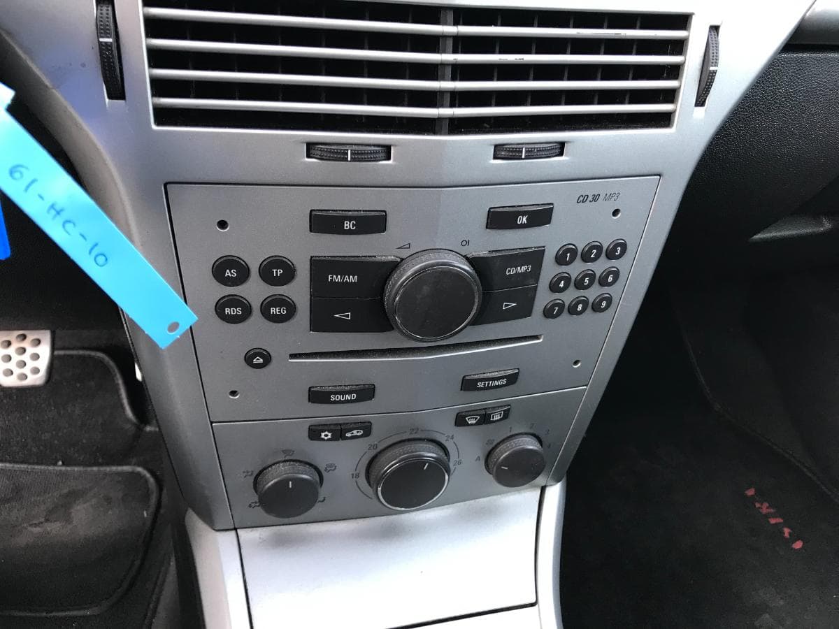 Opel Astra 1.3 CDTI · Ano 2009 — imagem 23