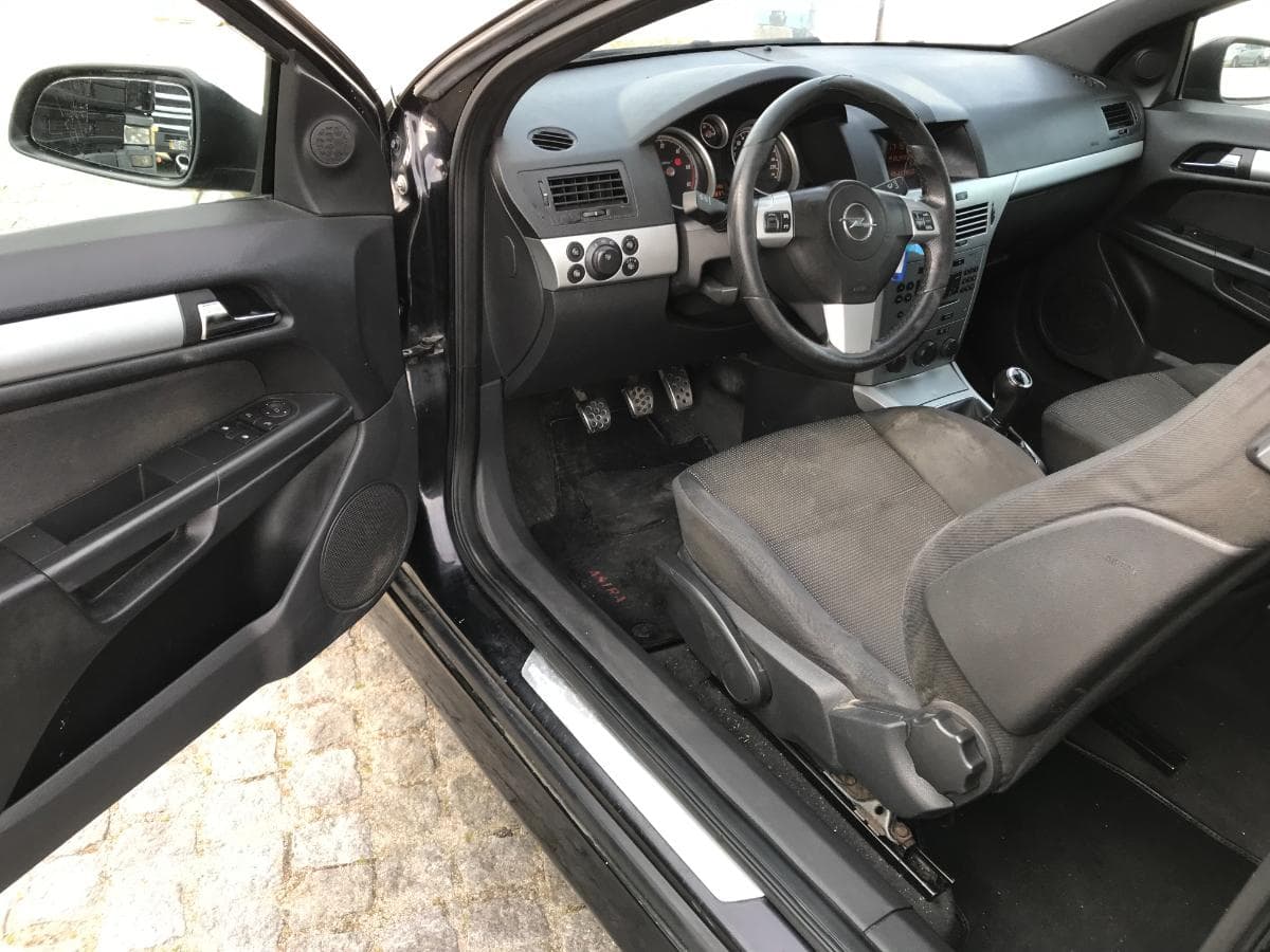 Opel Astra 1.3 CDTI · Ano 2009 — imagem 21
