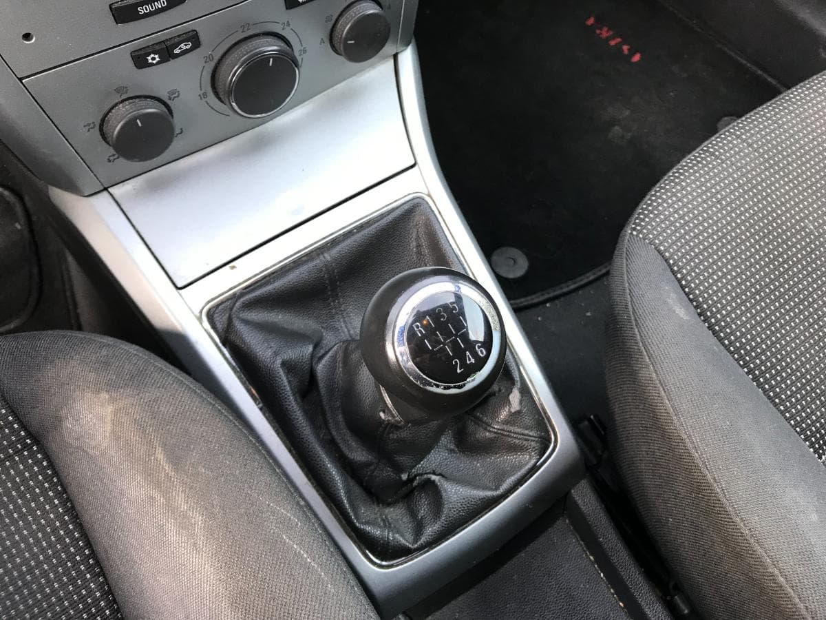 Opel Astra 1.3 CDTI · Ano 2009 — imagem 31