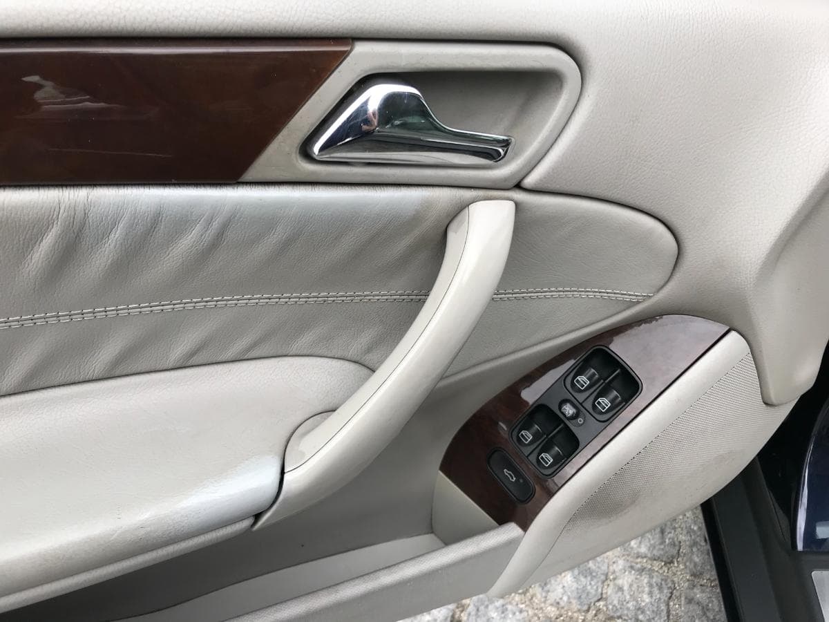 Mercedes-Benz C220 CDI · Ano 2003 — imagem 19