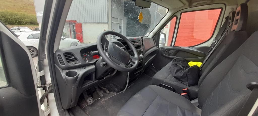 Iveco Daily · Año 2019 — imagen 8